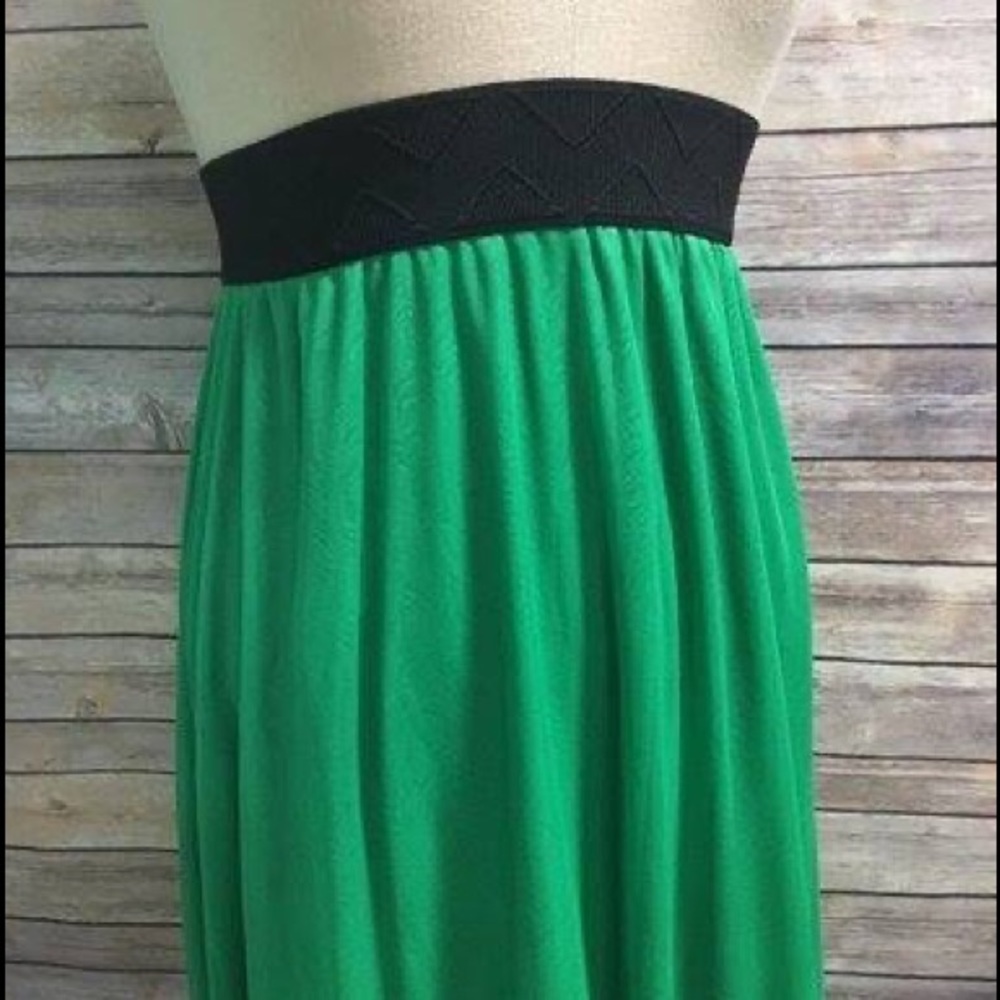 LuLaRoe Lola skirt